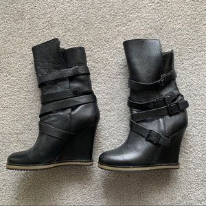 Sam Edelman Teresa black wedge boot with buckles